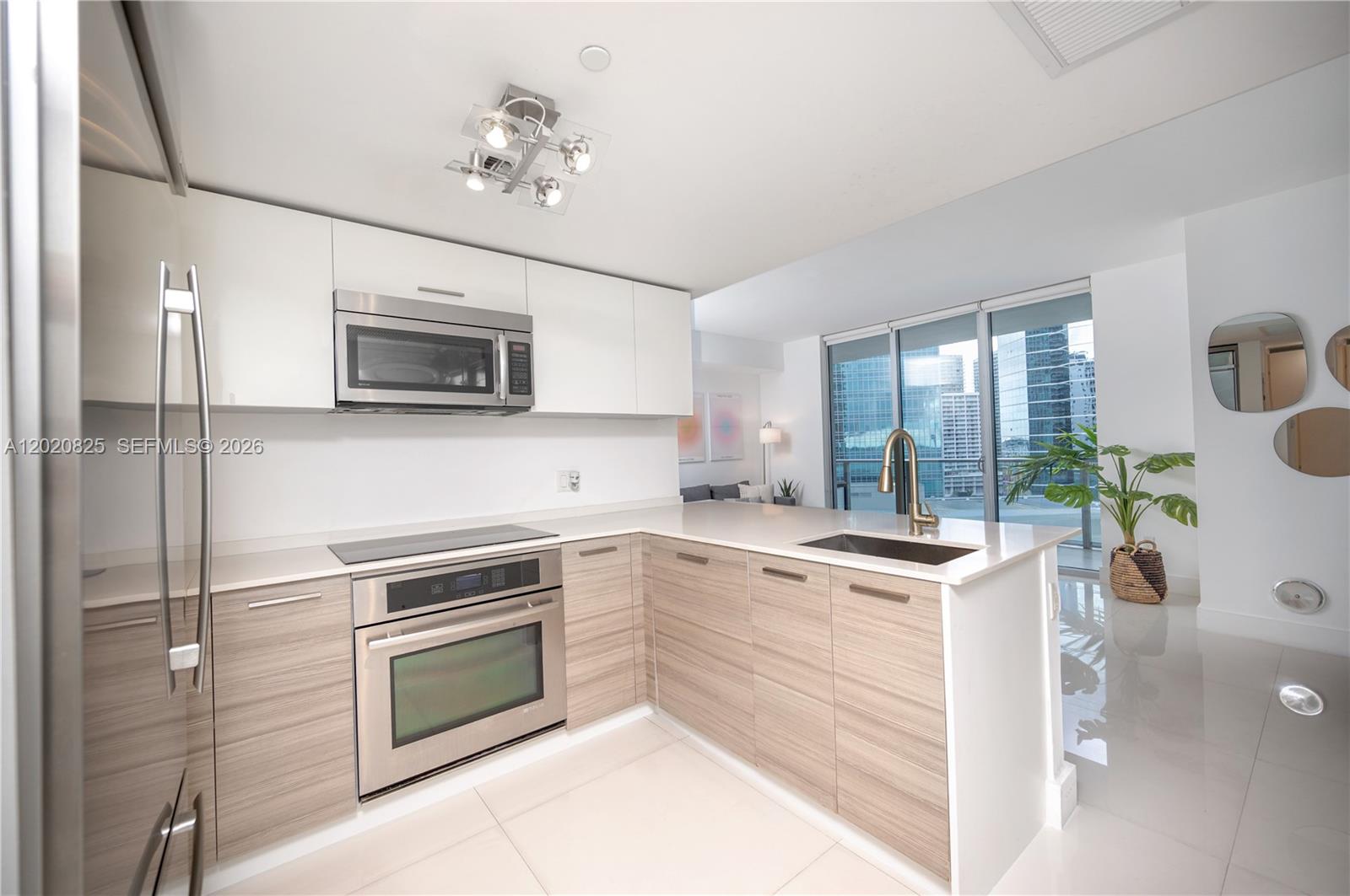 1300 Brickell Bay Drive 1601, Miami, FL 33131, Miami