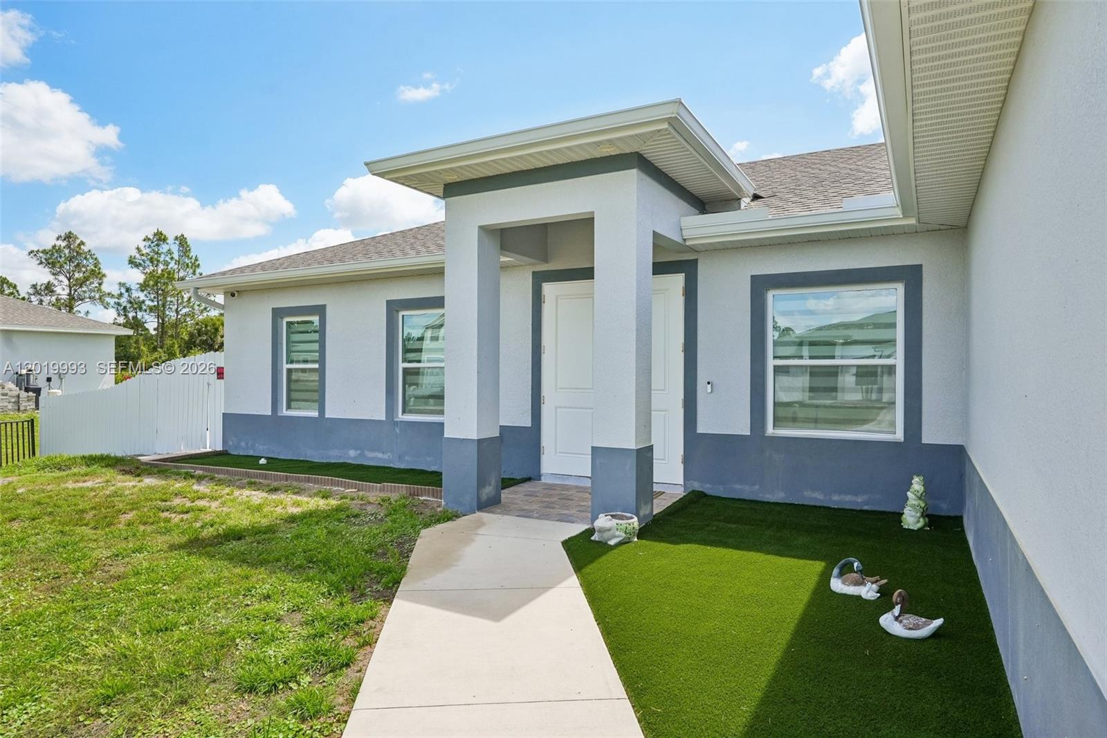 910 Richmond Avenue N, Lehigh Acres, FL 33972 photo 15