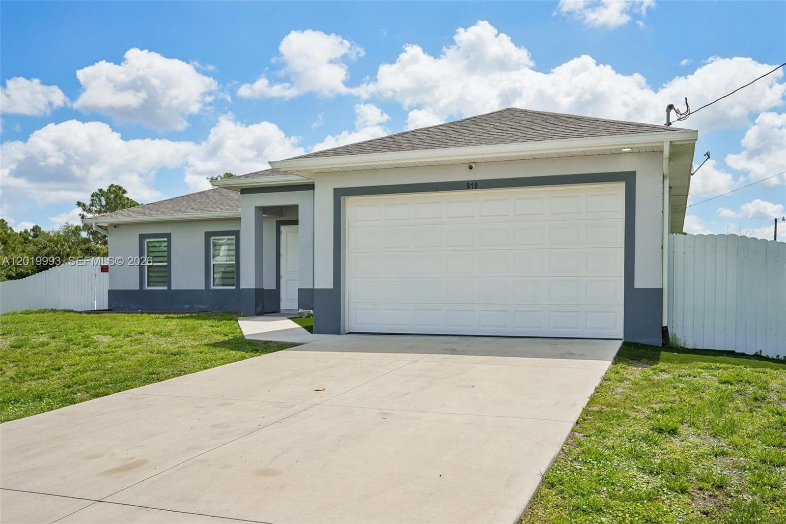 910 Richmond Avenue N, Lehigh Acres, FL 33972 photo 19