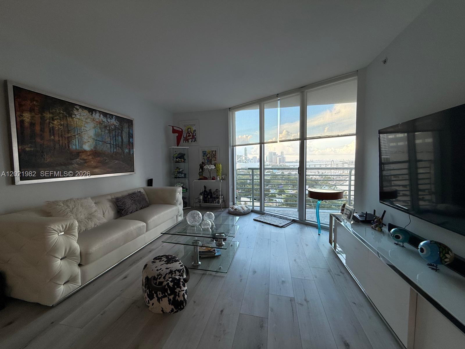 325 S Biscayne Boulevard 2024, Miami, FL 33131, Miami