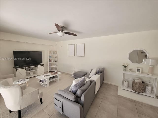 3227 32nd Way 3227, West Palm Beach, FL 33407