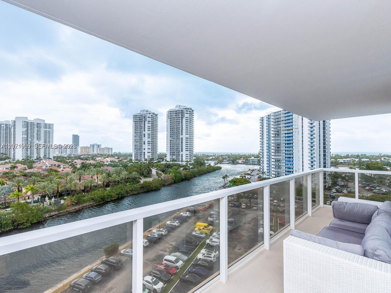 3701 N Country Club Drive 1002, Aventura, FL 33180, Aventura
