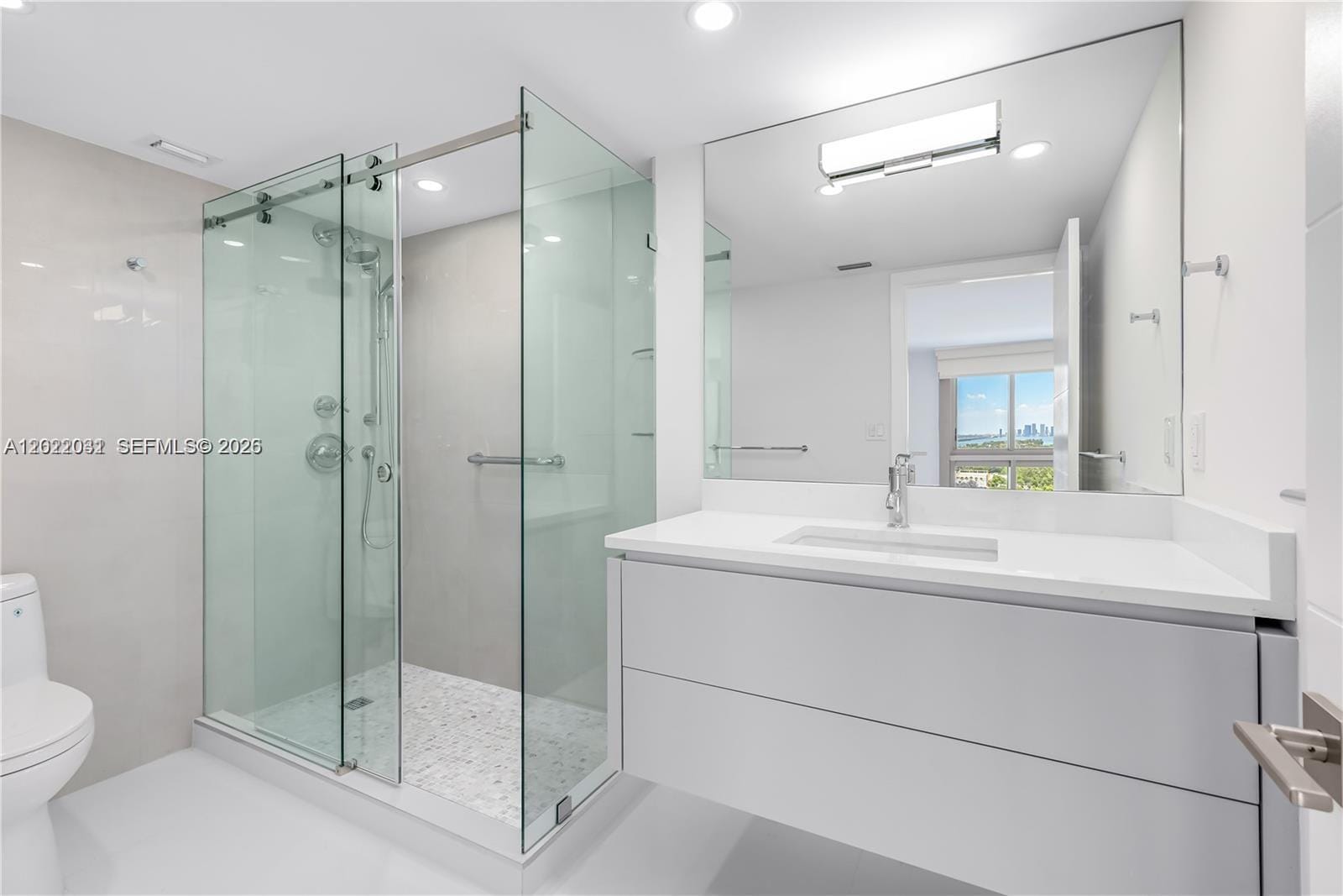 2655 Collins Avenue 2302, Miami Beach, FL 33140 photo 12