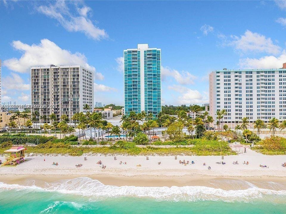 2655 Collins Avenue 2302, Miami Beach, FL 33140 photo 4