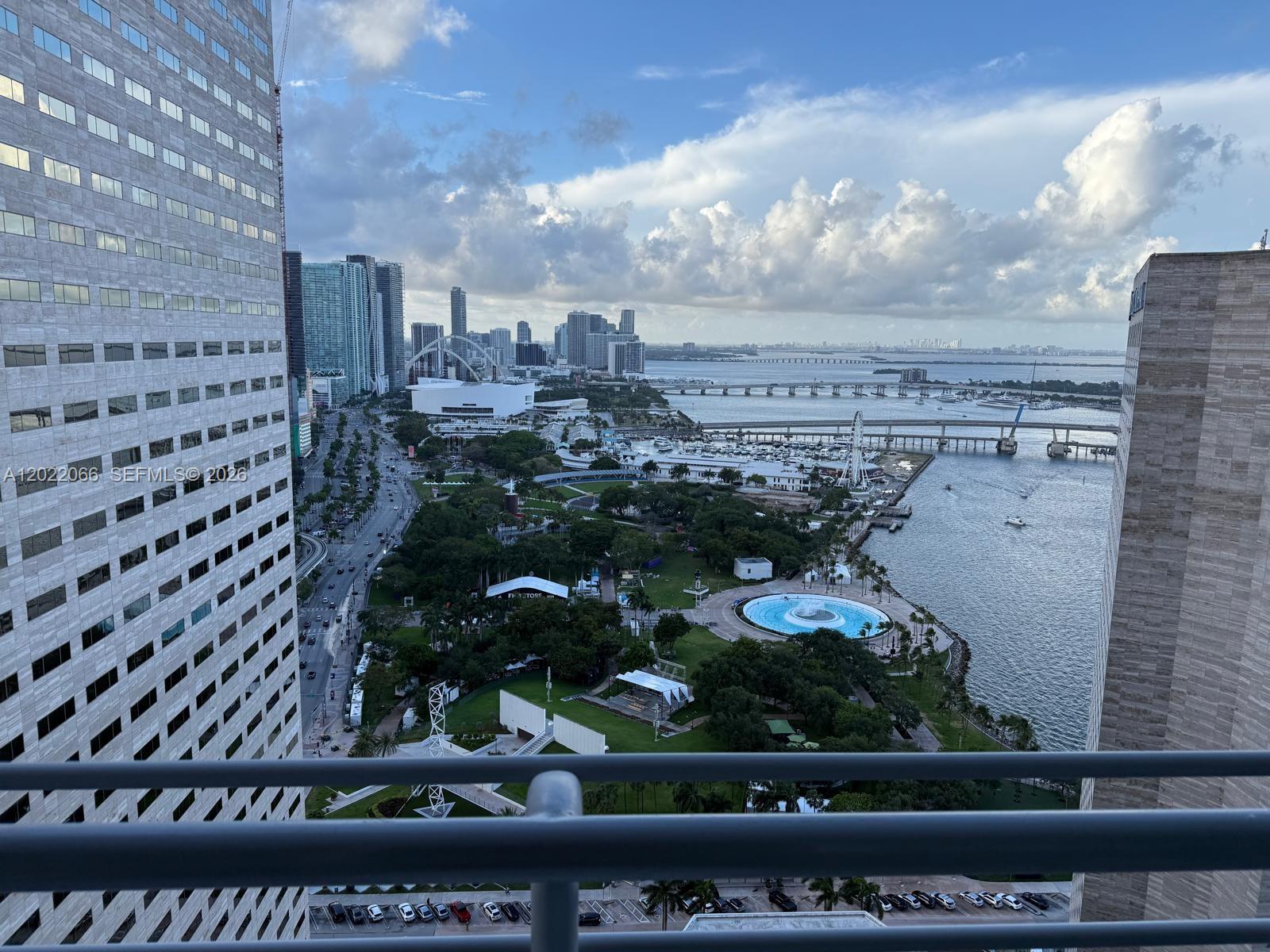 325 S Biscayne Boulevard 3620, Miami, FL 33131, Miami