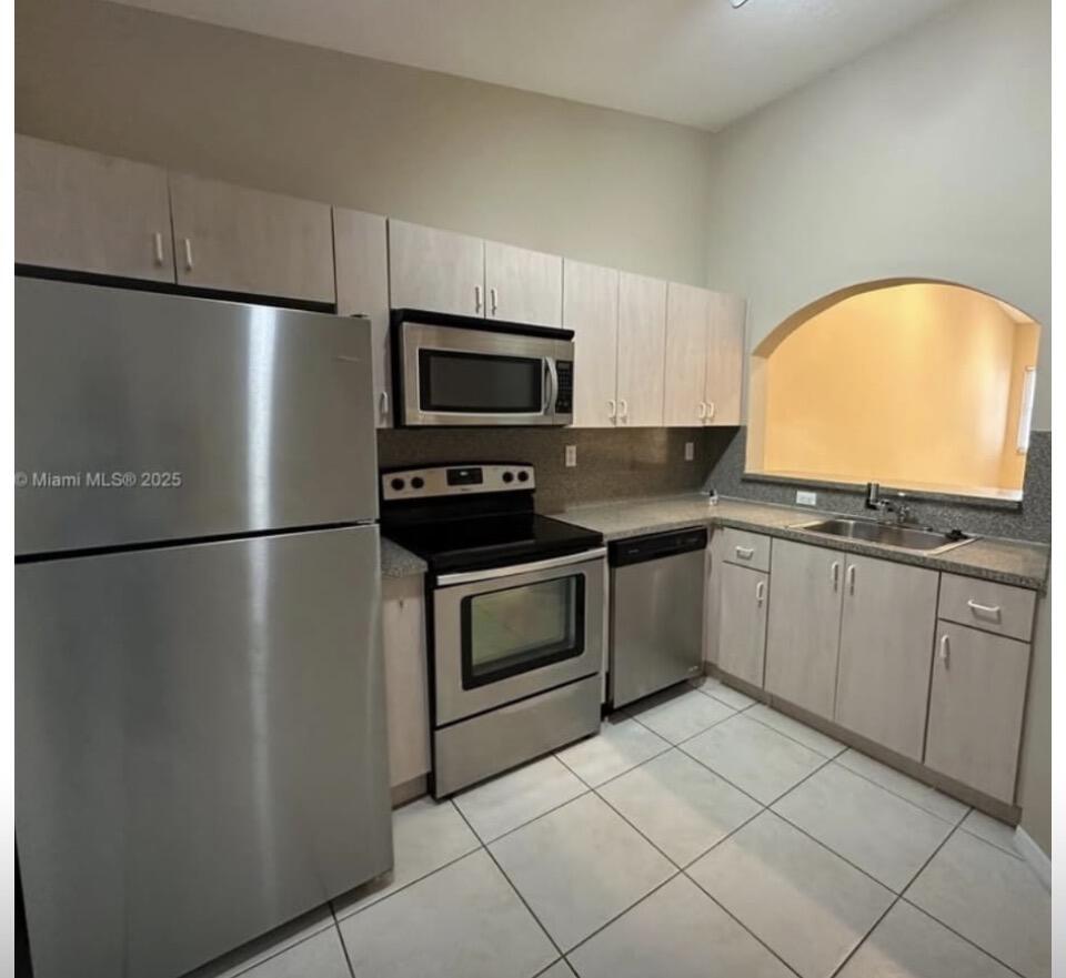 1250 SE 26th Street 204, Homestead, FL 33035, Homestead