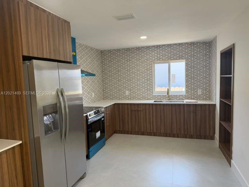 840 NW 67th Street — photo 9