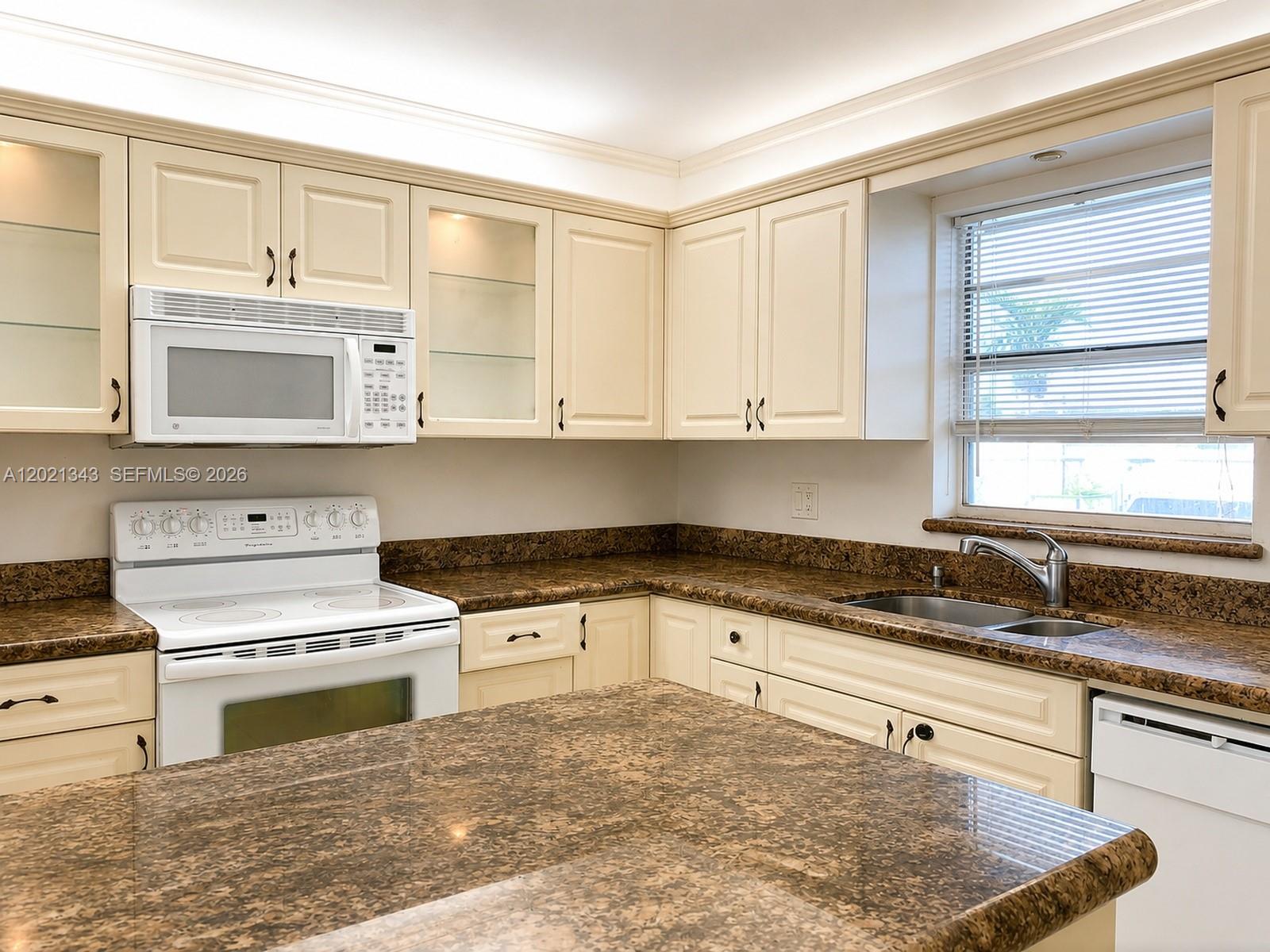 2832 Fillmore Street 22, Hollywood, FL 33020, Hollywood