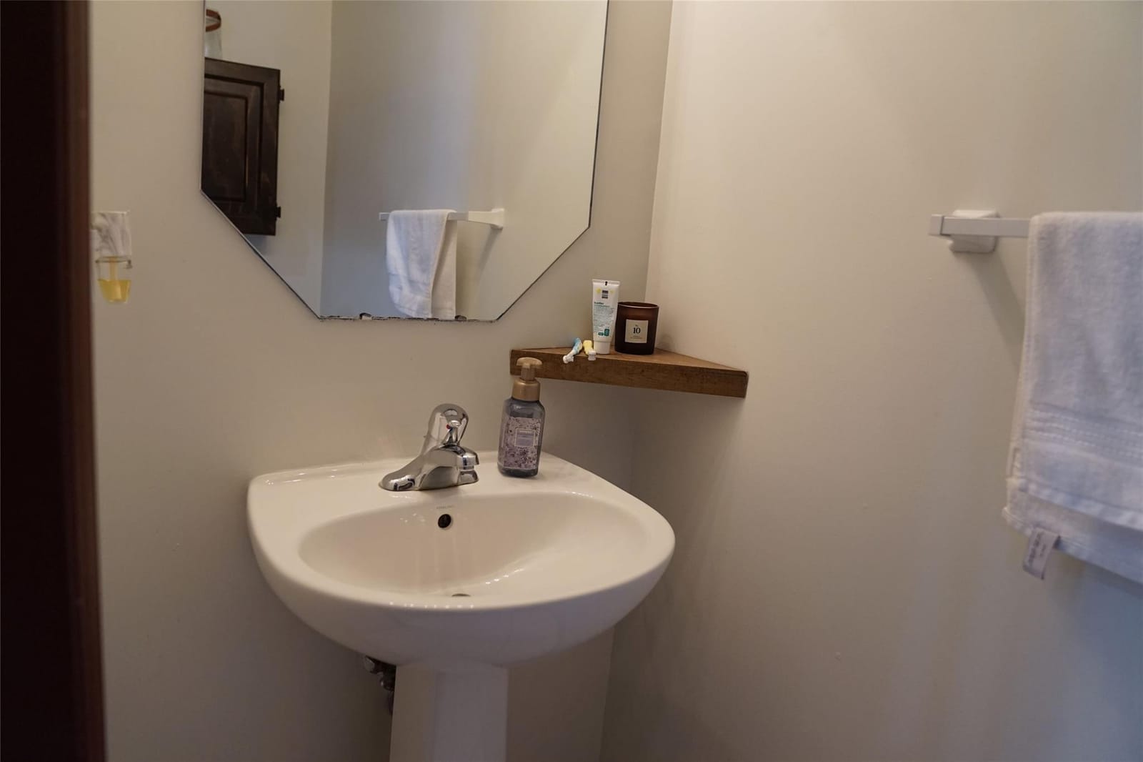 3024 NW 30th Way, Oakland Park, FL 33311 photo 14