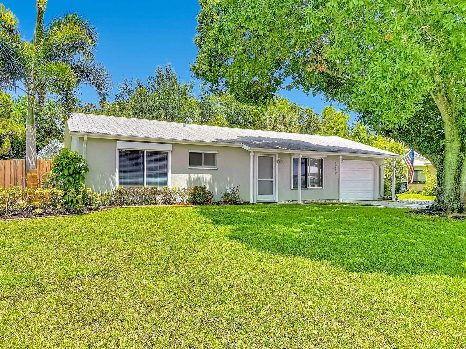 1719 SE Lullaby Terrace, Port St. Lucie, FL 34952
