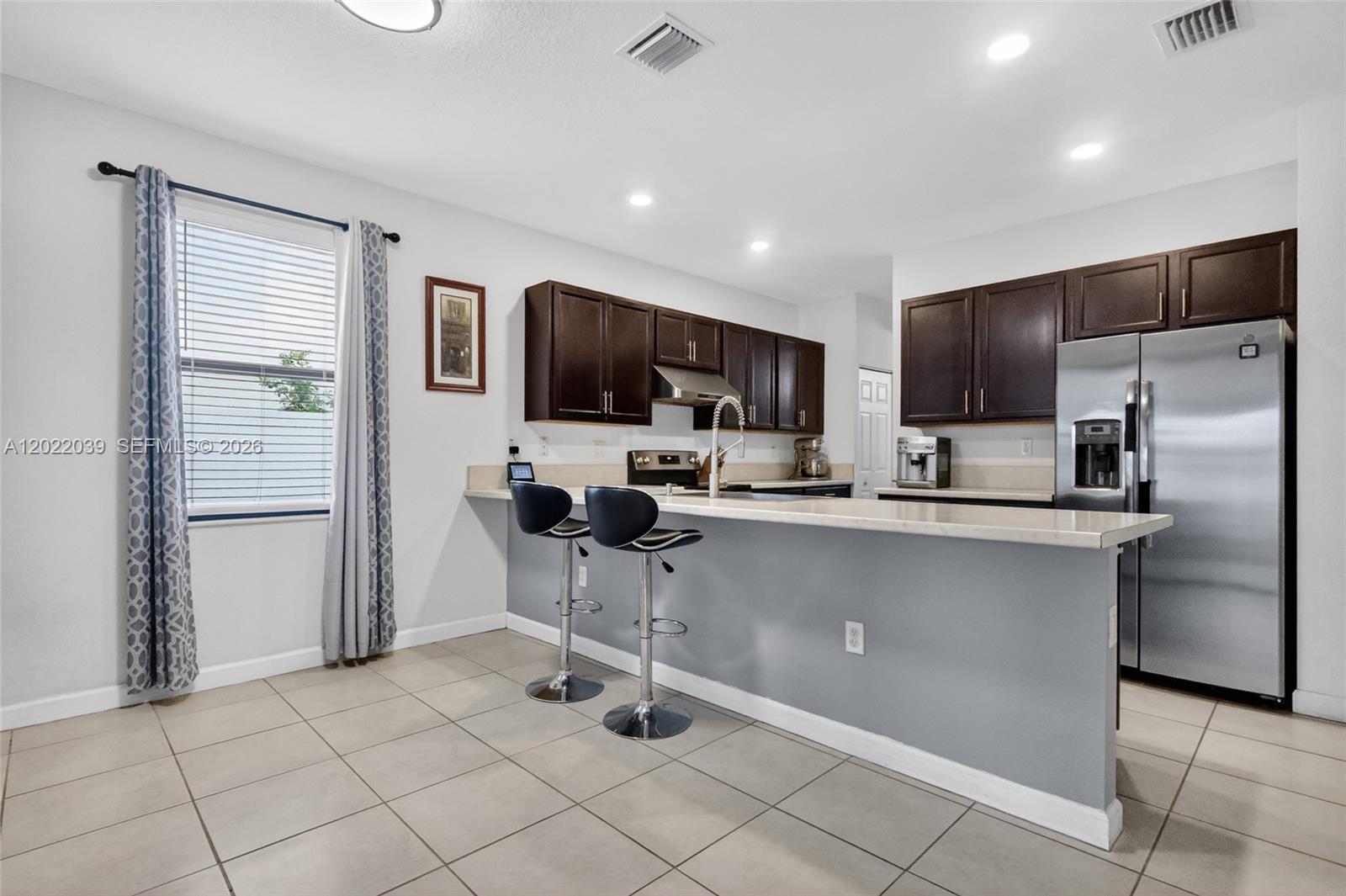10400 W 35 Way, Hialeah, FL 33018 photo 12