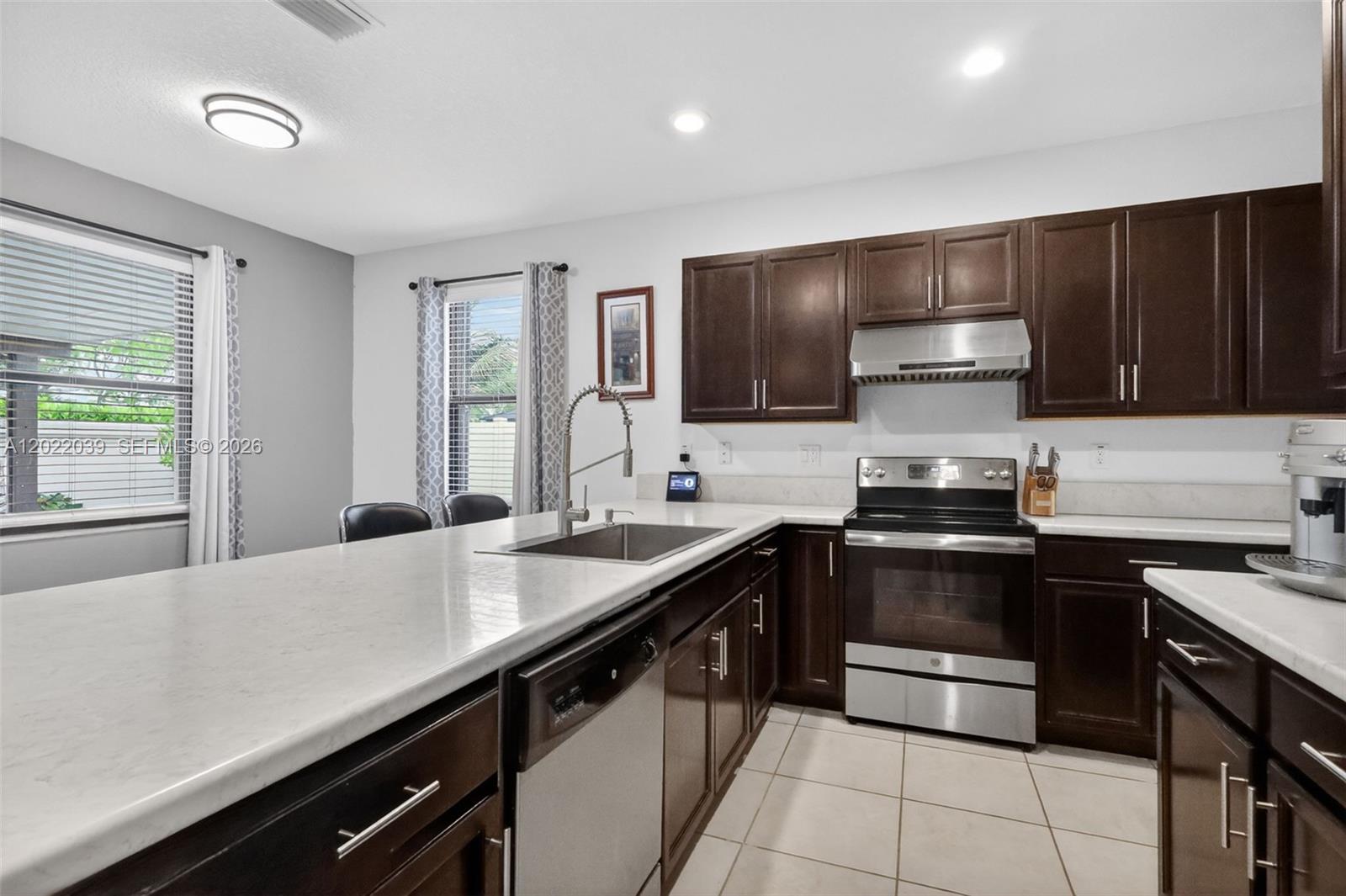 10400 W 35 Way, Hialeah, FL 33018 photo 17