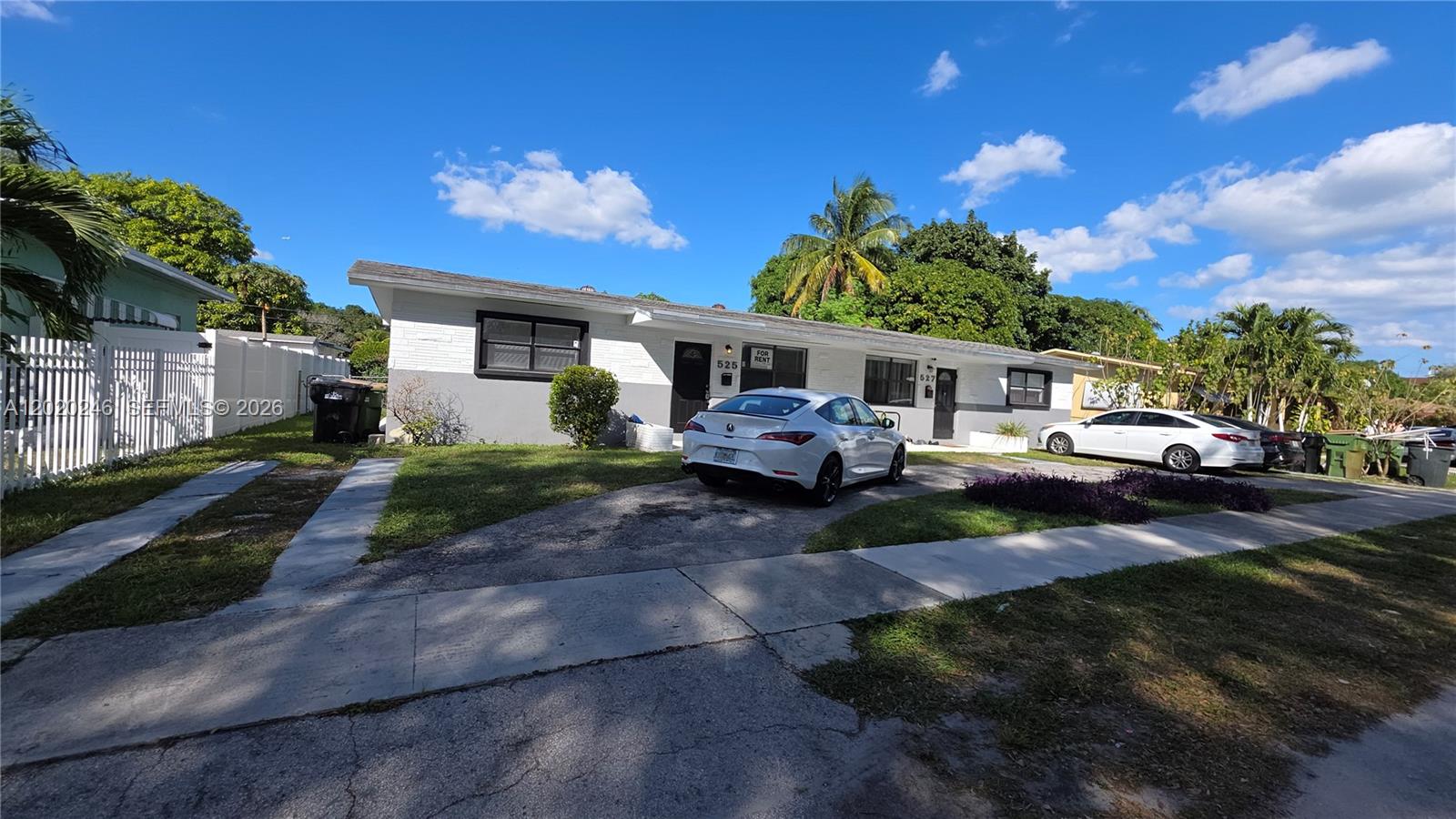 525 NE 132nd Terrace 525 or 527, North Miami, FL 33161, North Miami