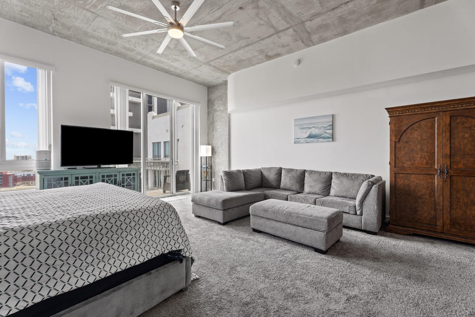 300 S Australian Avenue 1603 — photo 7