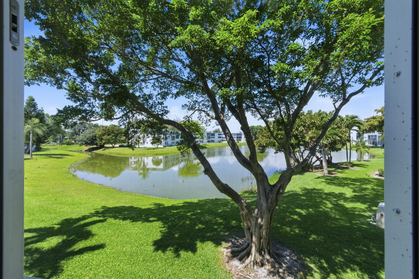 213 Wellington E, West Palm Beach, FL 33417 photo 22