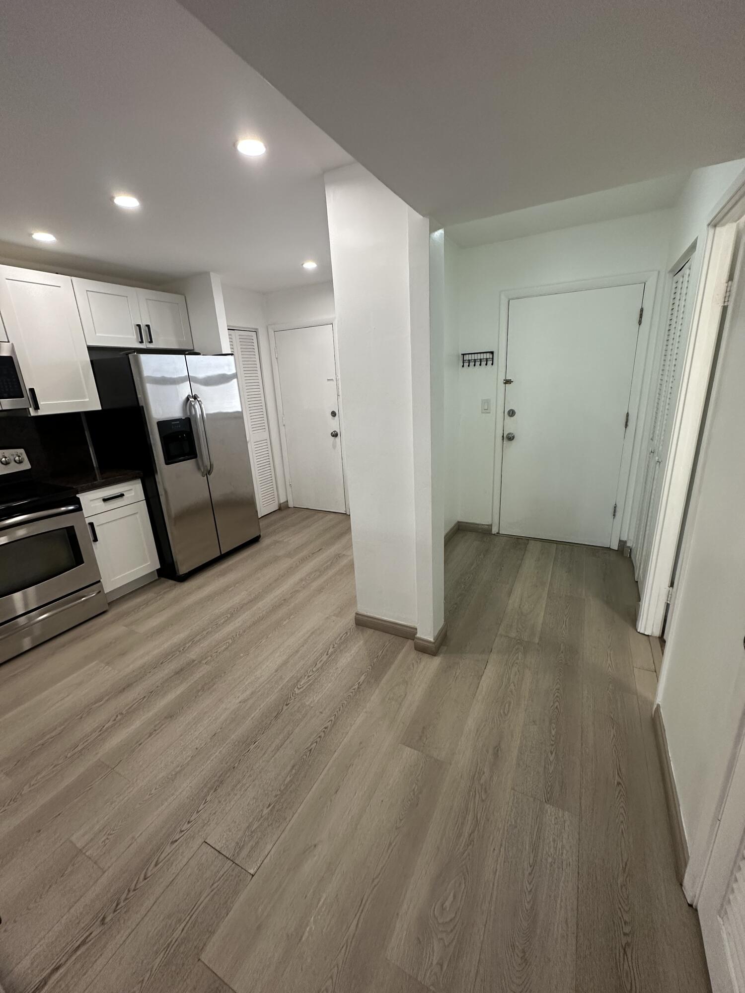 1660 NE 191st Street 404-1, Miami, FL 33179, Miami