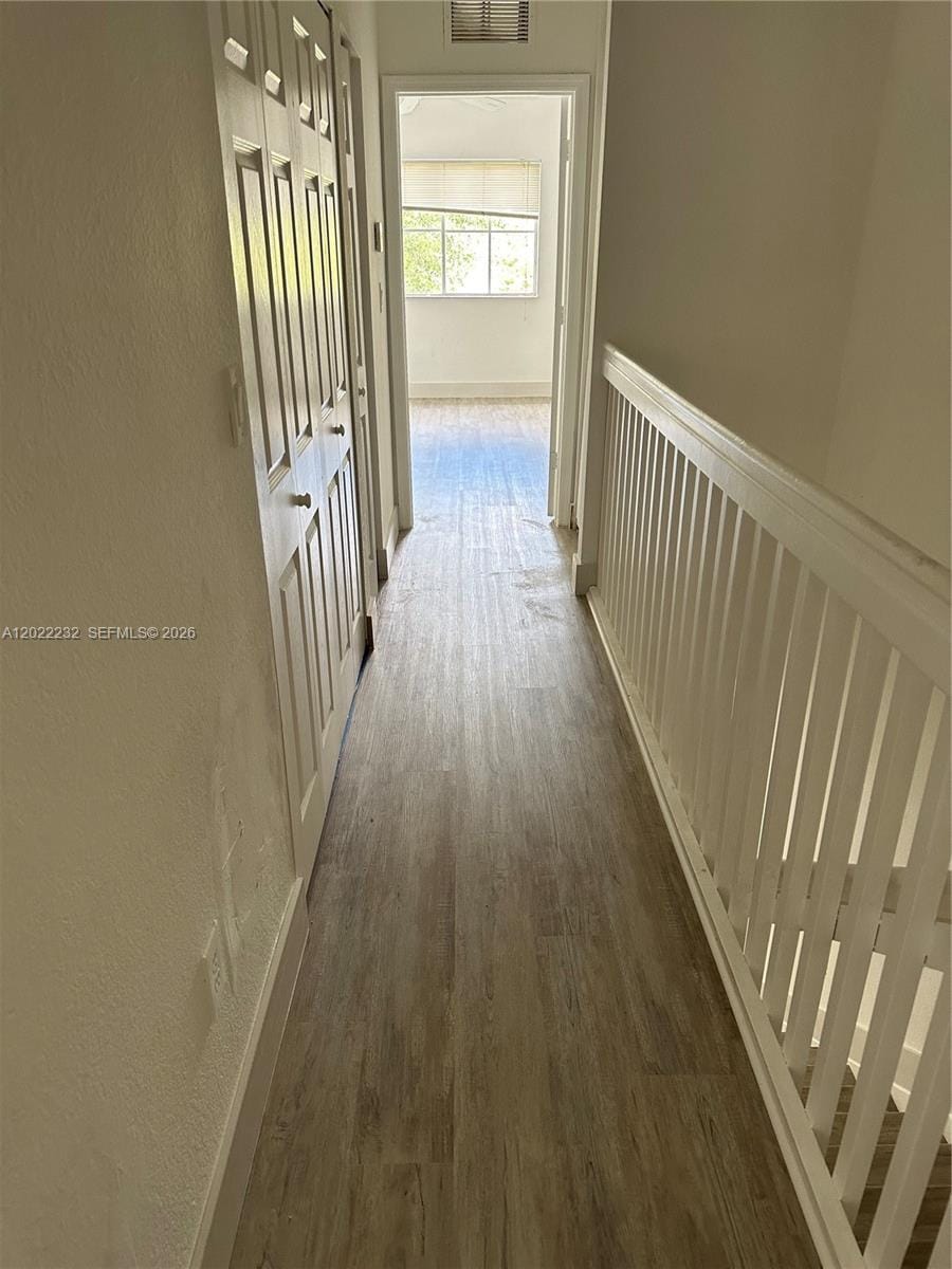 4513 Woodland Circle 4513 — photo 2