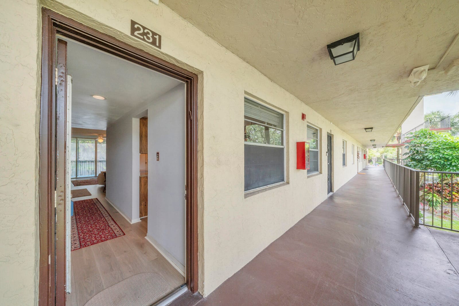 3361 NW 47th Terrace 231, Lauderdale Lakes, FL 33319 photo 2