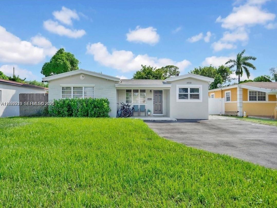 6930 SW 12th Street, Pembroke Pines, FL 33023, Pembroke Pines