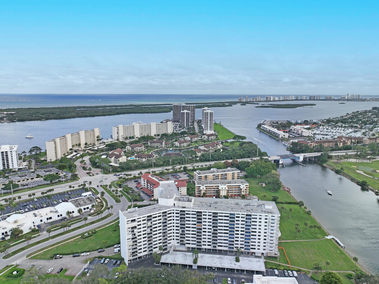 336 Golfview Road 1115, North Palm Beach, FL 33408