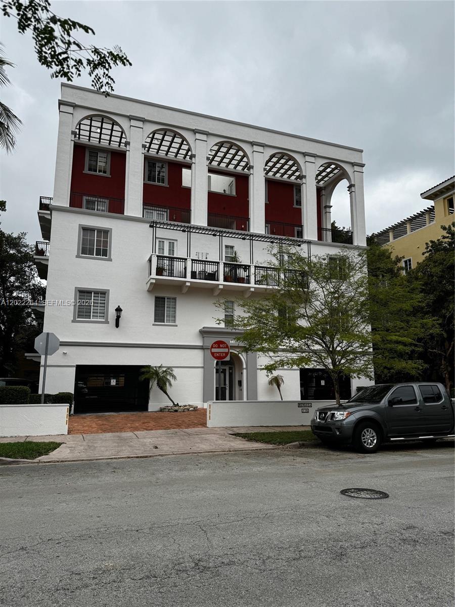 115 Mendoza Avenue 201, Coral Gables, FL 33134, Coral Gables