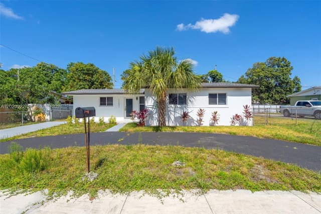 17231 NW 24th Place, Myrtle Grove 2nd, Miami Gardens, FL