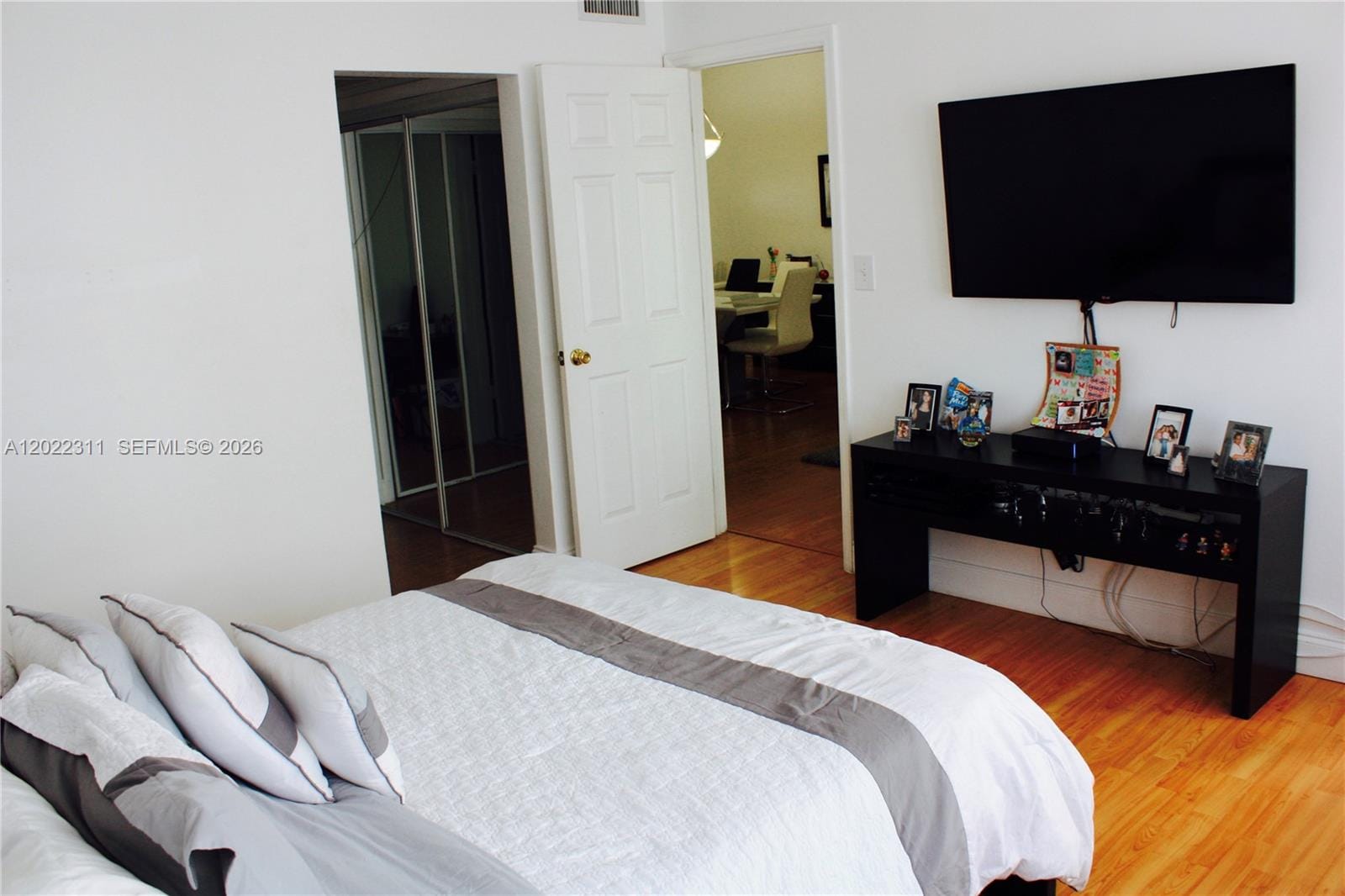 18555 NE 14th Avenue 702A — photo 6