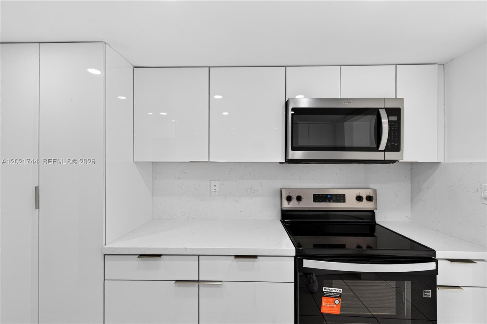 2000 Atlantic Shores Boulevard 120, Hallandale Beach, FL 33009