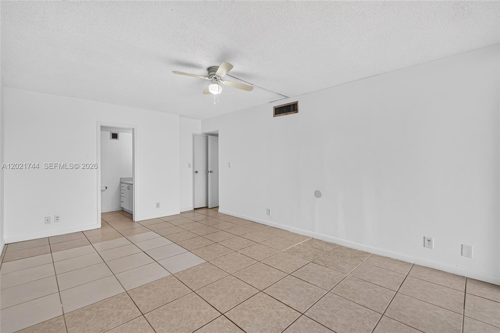 2000 Atlantic Shores Boulevard 120, Hallandale Beach, FL 33009 photo 17