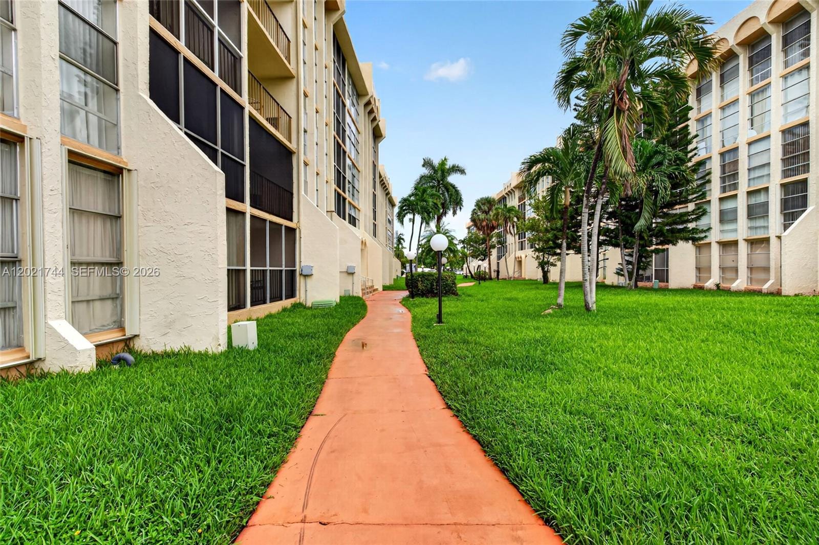 2000 Atlantic Shores Boulevard 120, Hallandale Beach, FL 33009 photo 28