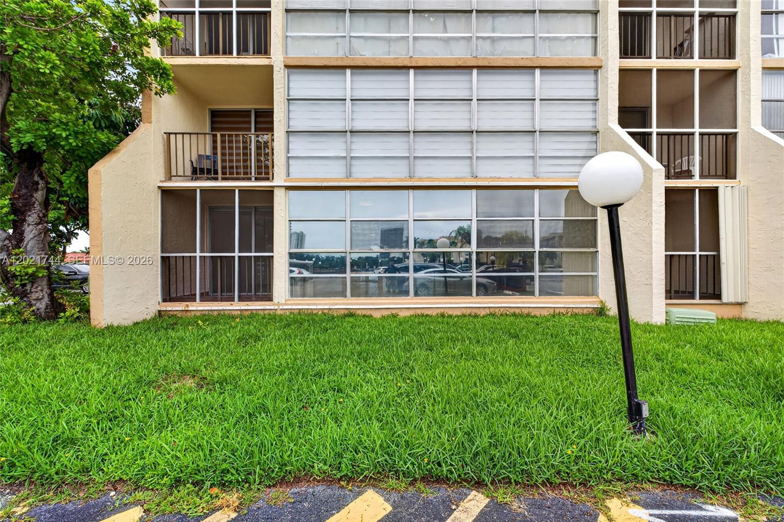 2000 Atlantic Shores Boulevard 120, Hallandale Beach, FL 33009 photo 29