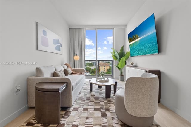 1611 SW 2nd Avenue 817, Miami, FL 33129