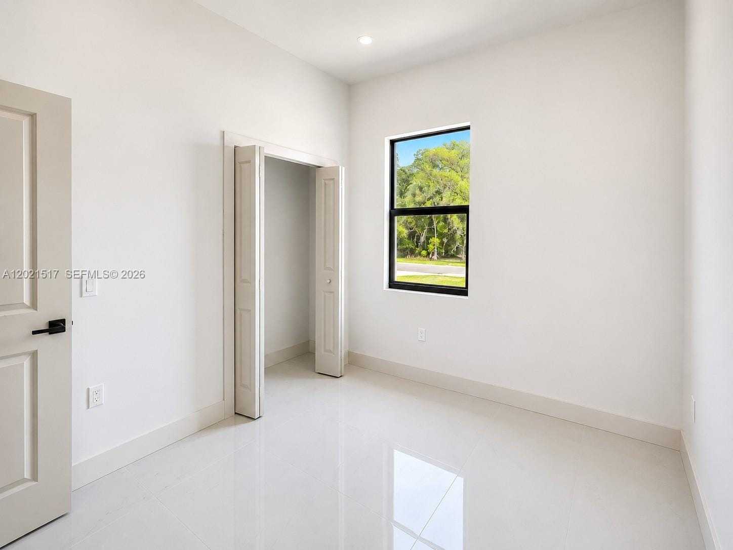 703 Long Island — photo 10