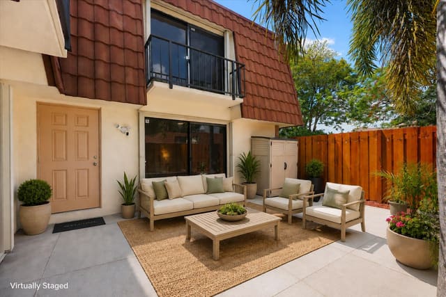 3010 San Clara Drive 19-c, sold in Spanish Wells Condo I, Delray Beach, FL