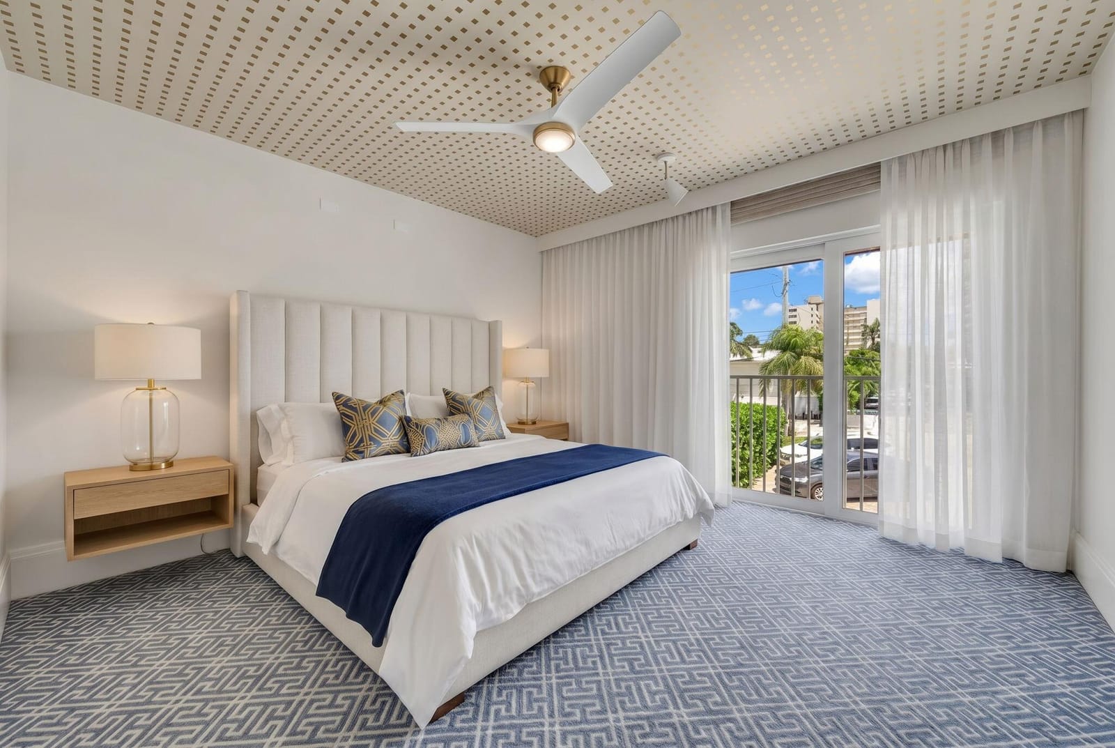 341 N Birch Road Unit 206, Fort Lauderdale, FL 33304 photo 4