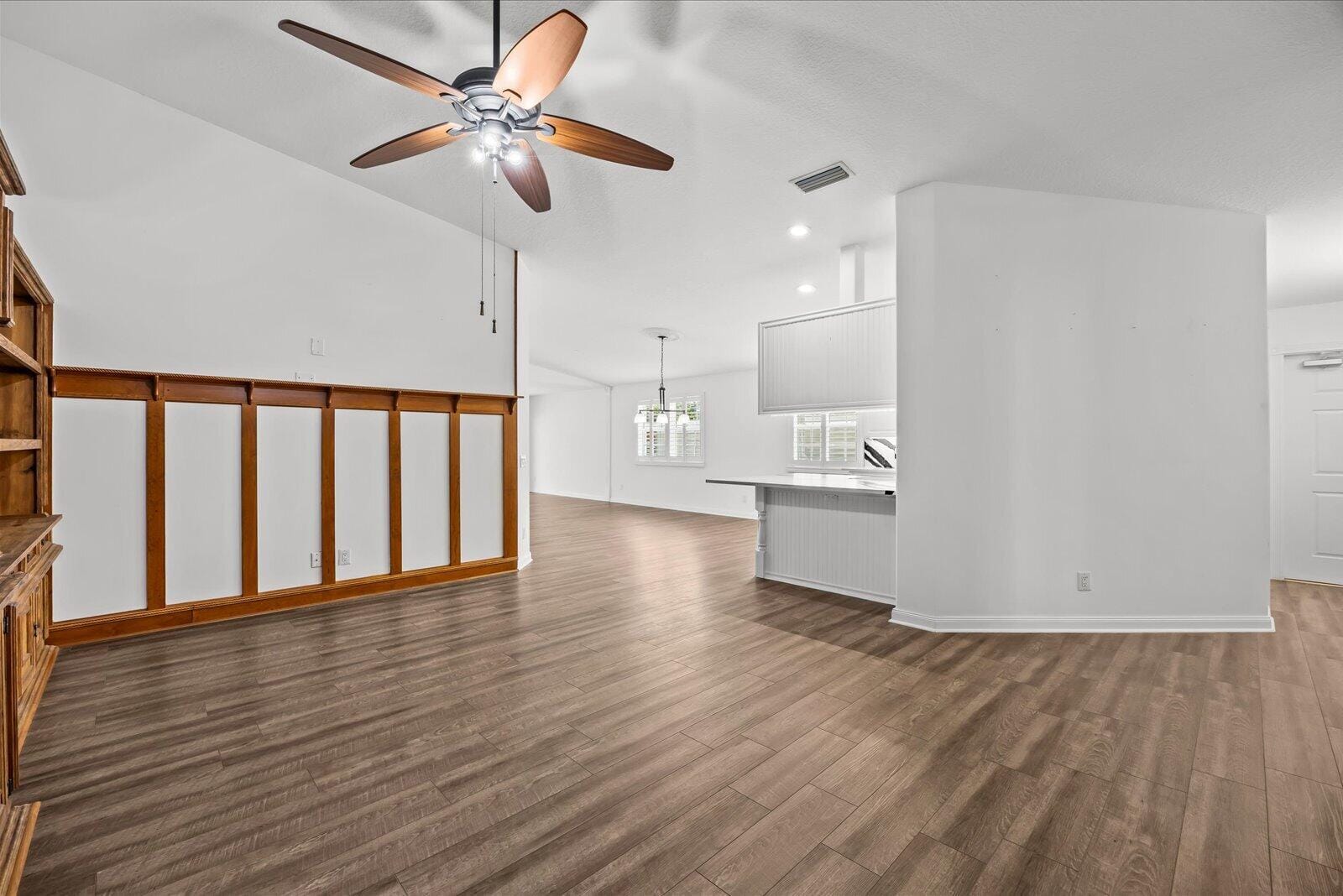 918 SW Balmoral Trace — photo 5