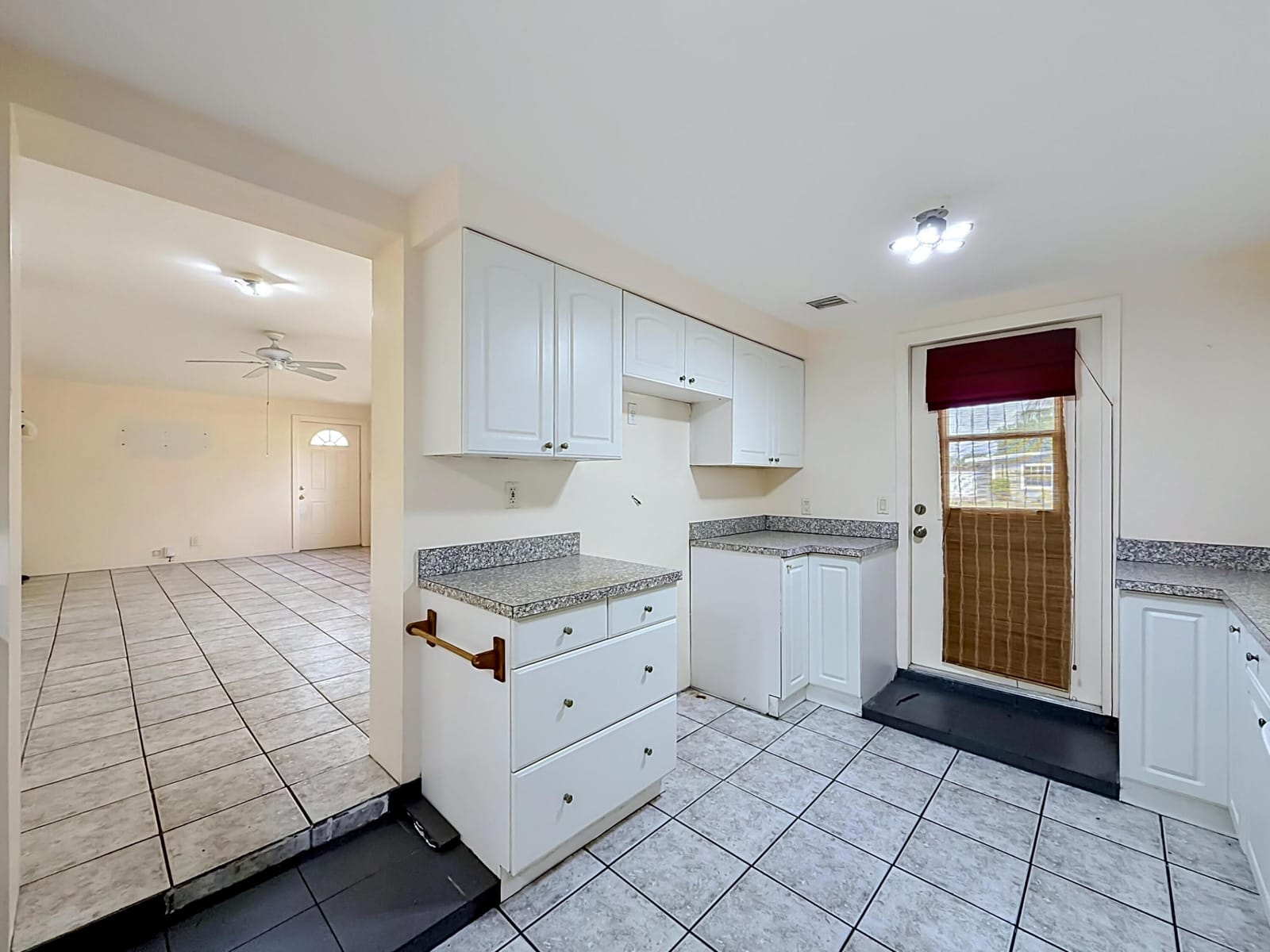 2066 Tarragon Road, West Palm Beach, FL 33415 photo 15