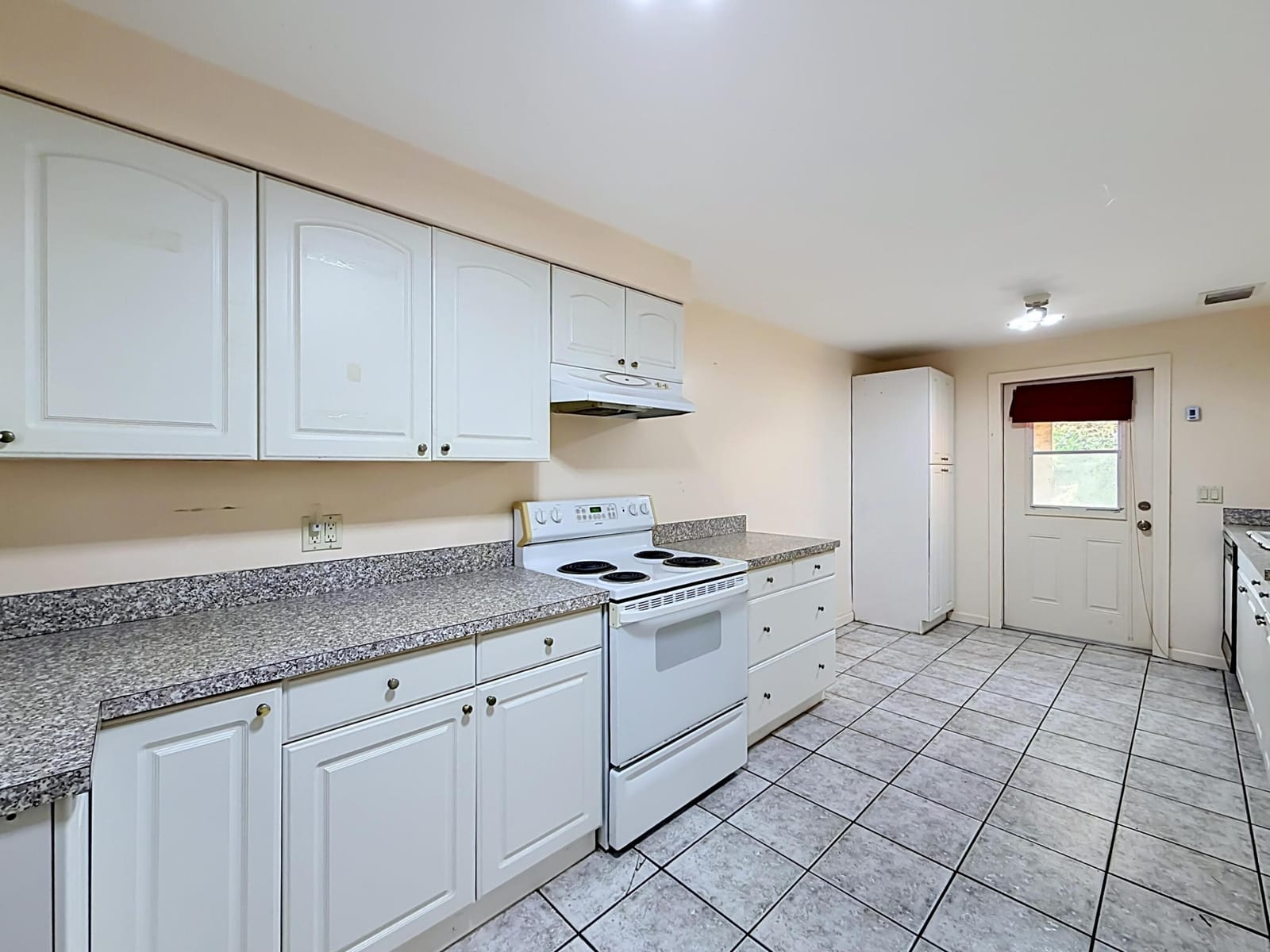 2066 Tarragon Road, West Palm Beach, FL 33415 photo 17
