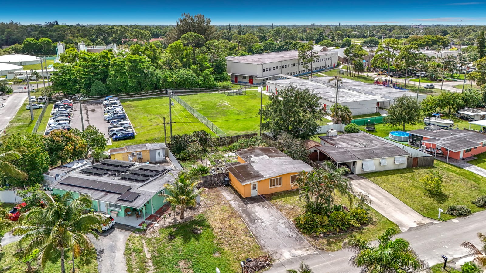 2066 Tarragon Road, West Palm Beach, FL 33415 photo 4