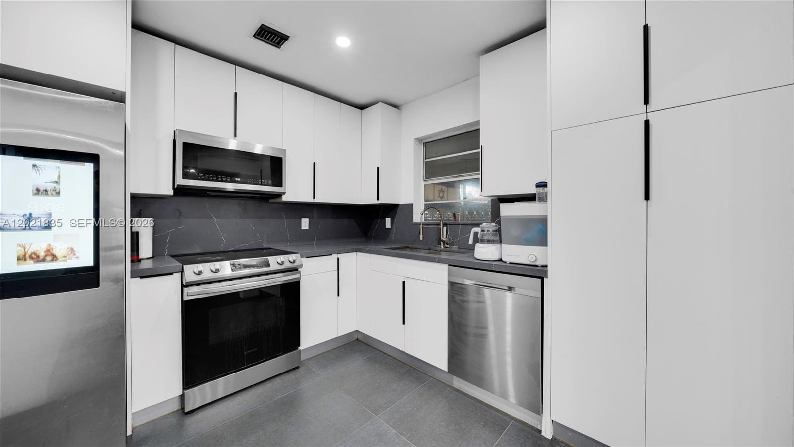 603 N 32nd Avenue — photo 12