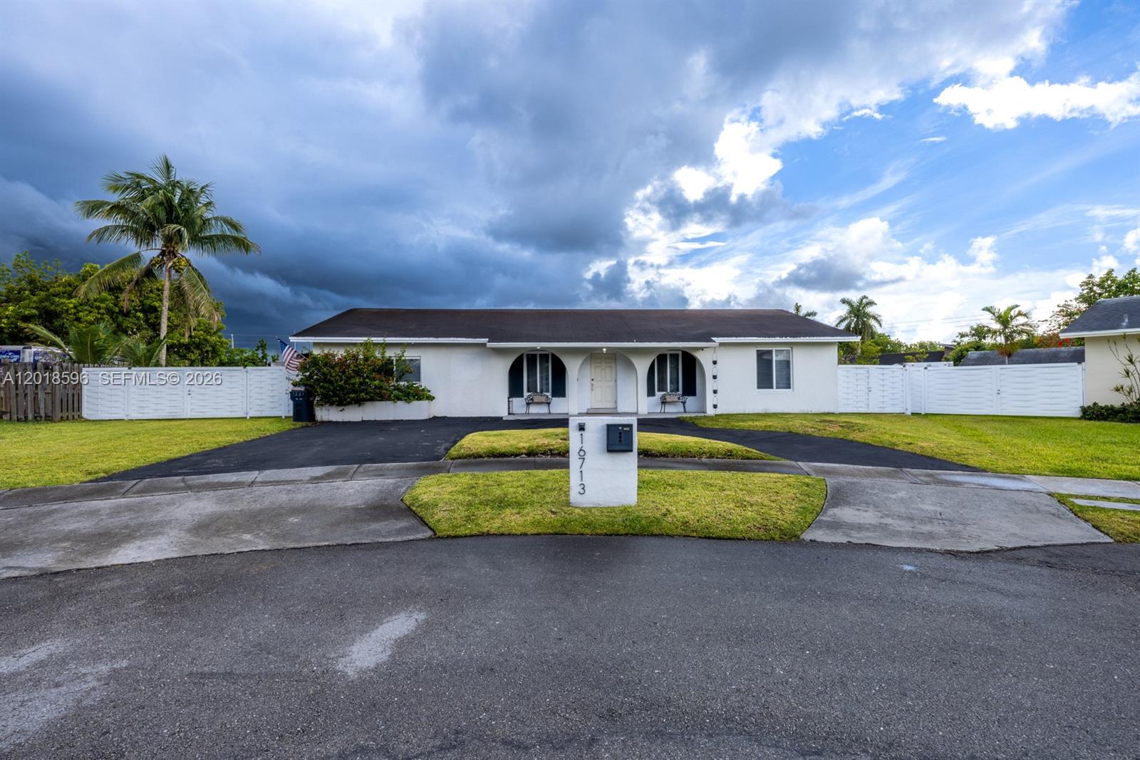 16713 SW 107th Place, Miami, FL 33157, Miami