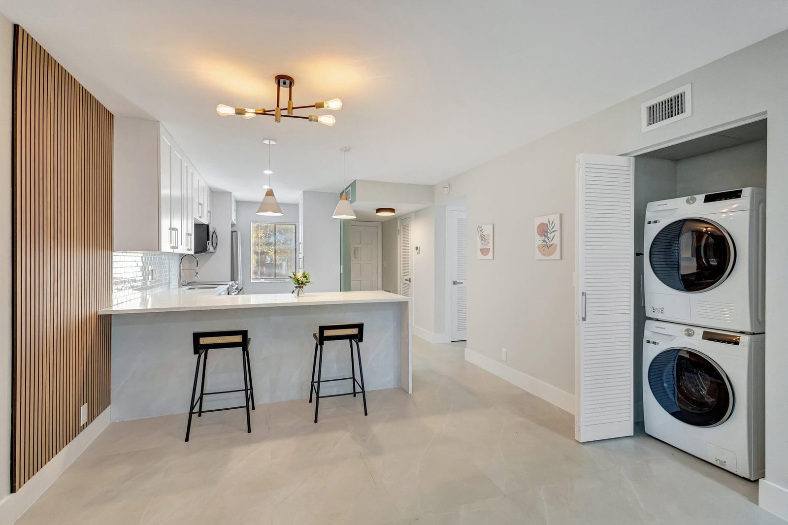 4090 Tivoli Court 208 — photo 3
