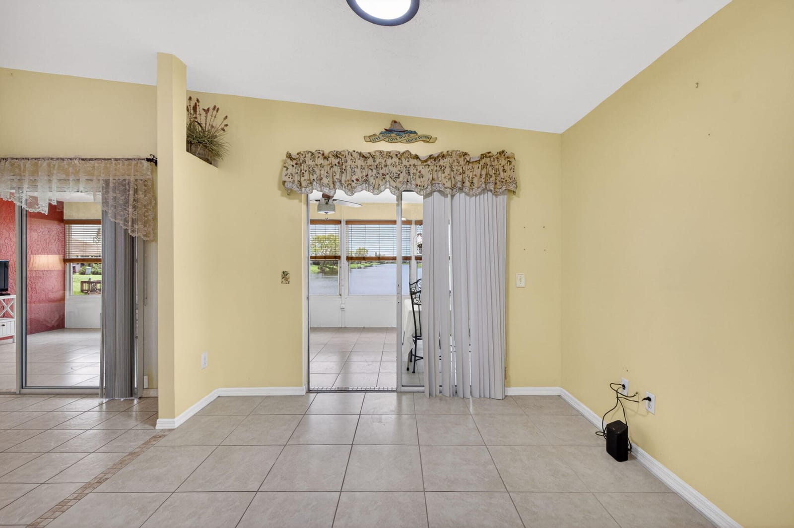 14019 Aguila Avenue — photo 11