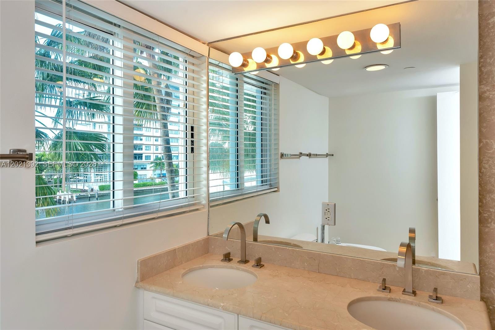 5900 Collins Avenue 408, Miami Beach, FL 33140 photo 30