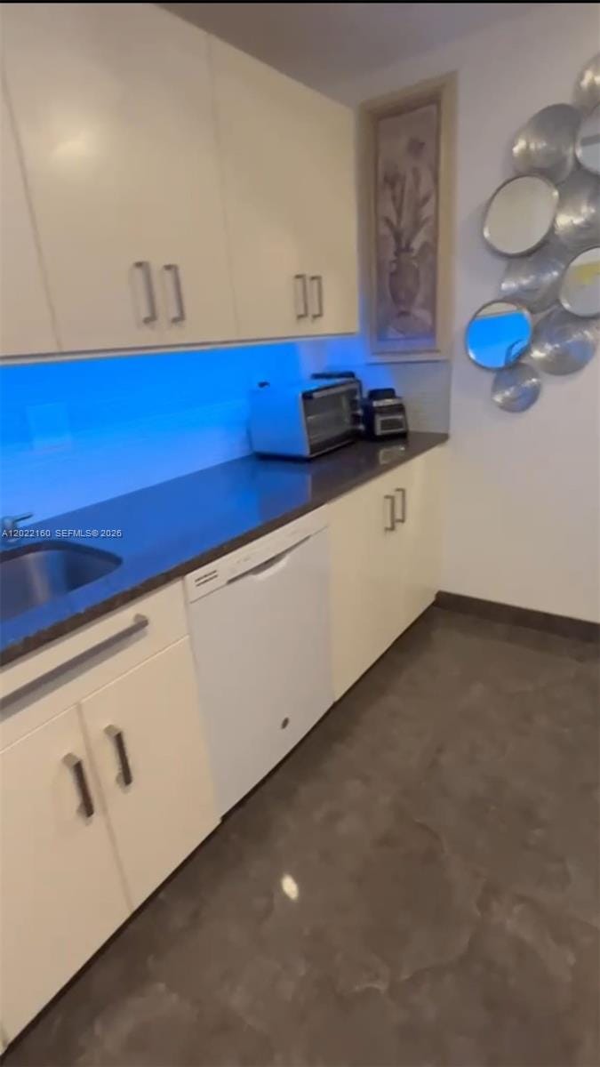 211 S Ocean Drive 204, Hollywood, FL 33019 photo 11