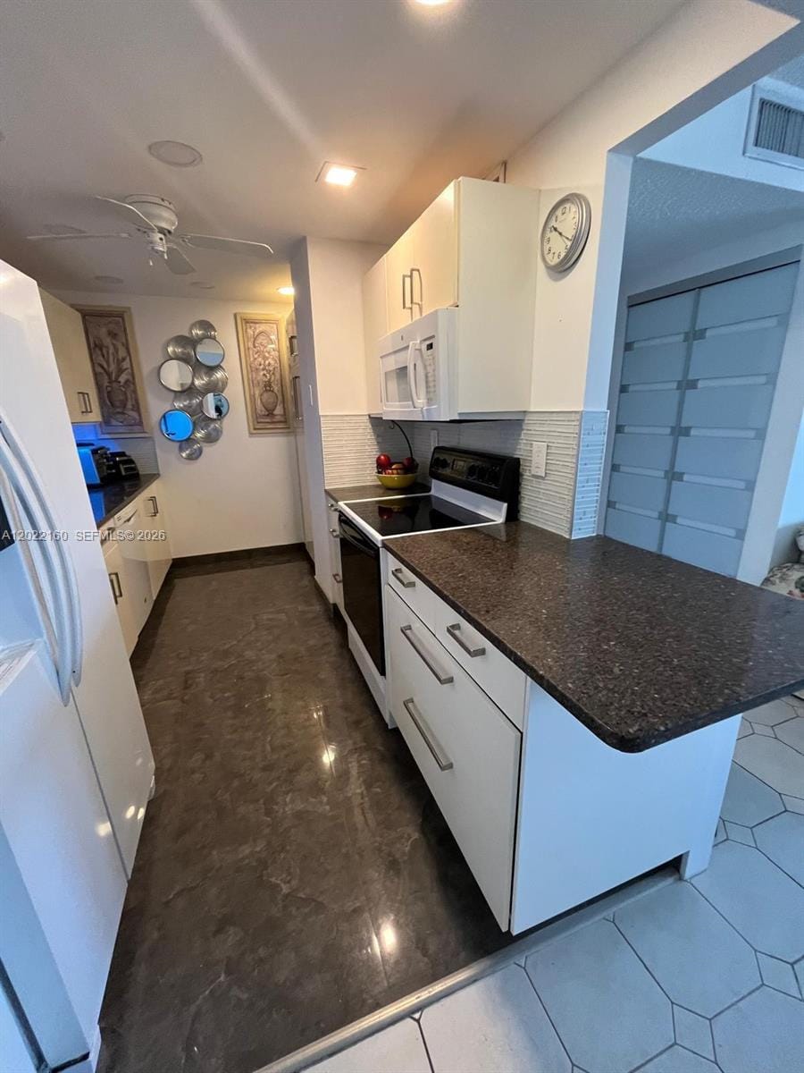 211 S Ocean Drive 204, Hollywood, FL 33019 photo 17