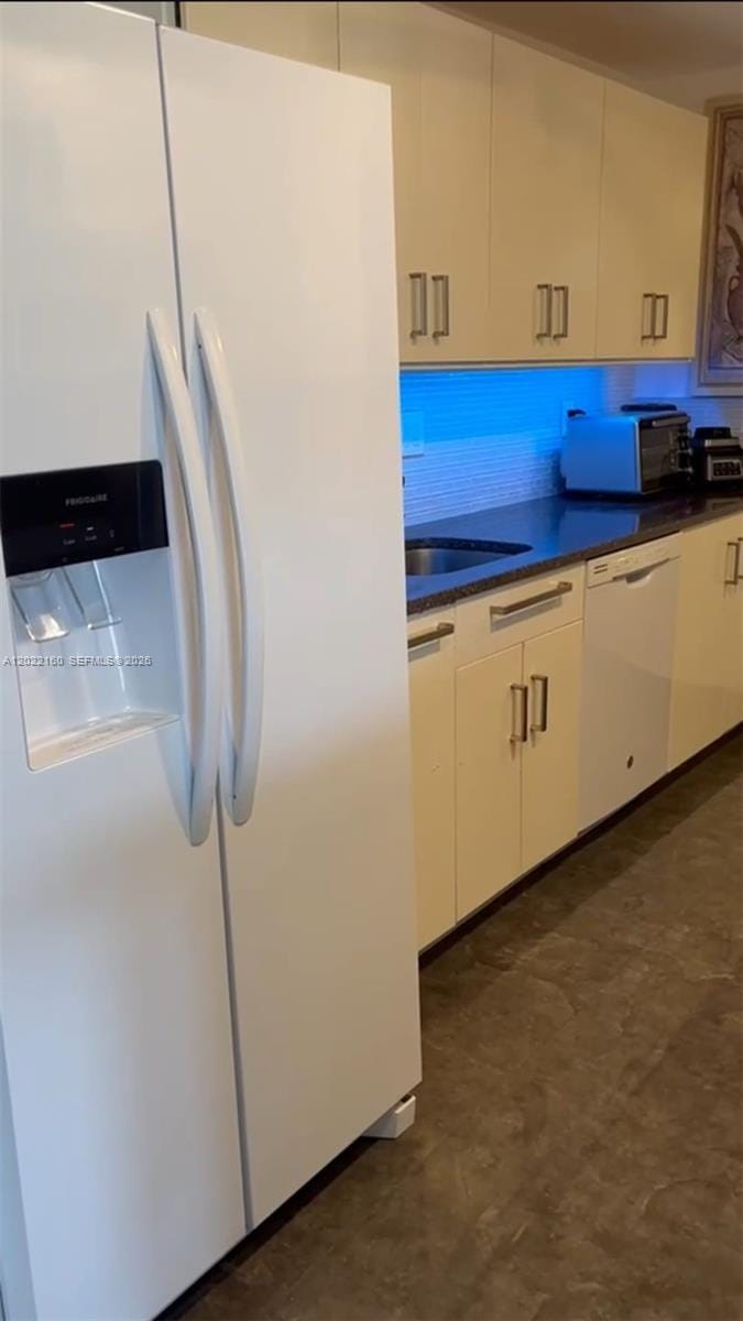 211 S Ocean Drive 204, Hollywood, FL 33019 photo 9