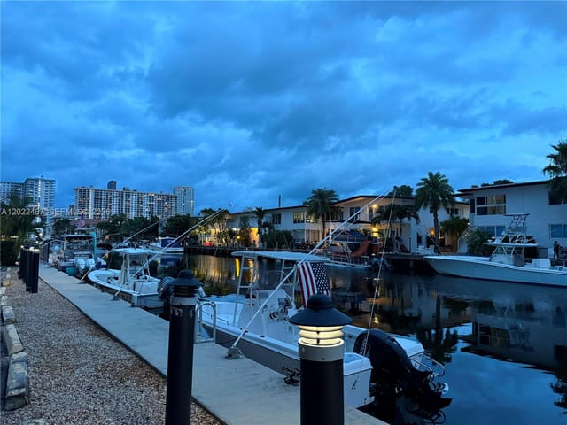 3642 NE 171st Street 308, North Miami Beach, FL 33160