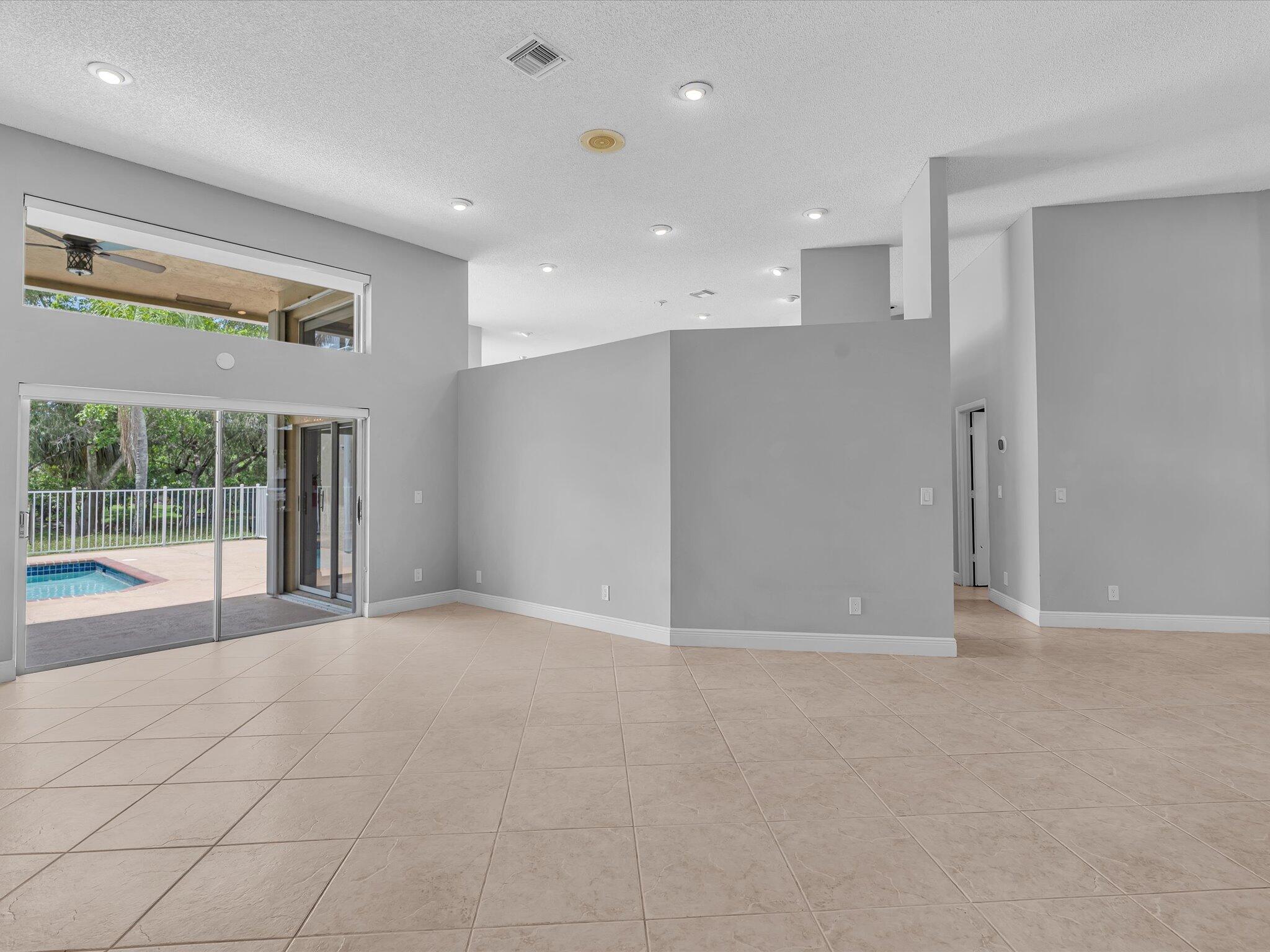 10434 NW 6th Court — photo 9