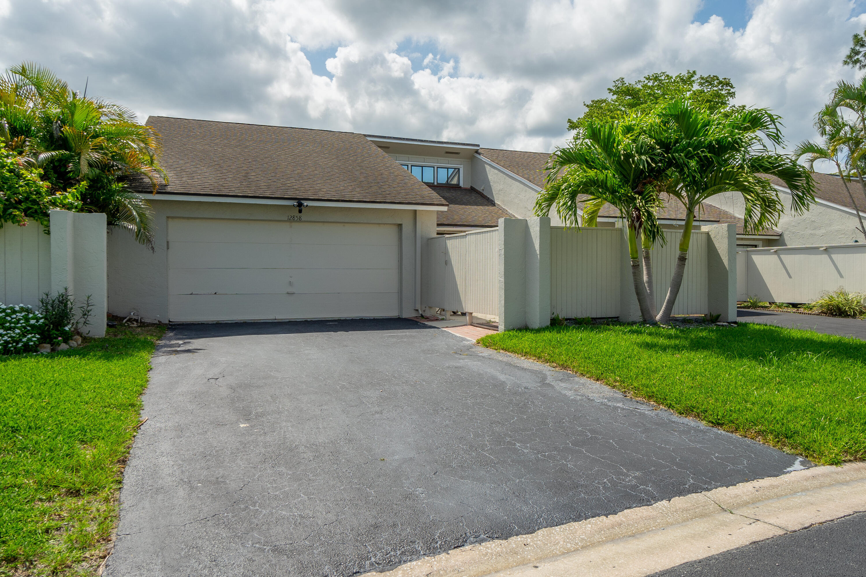12858 Spinnaker Lane, Wellington, FL 33414, Wellington